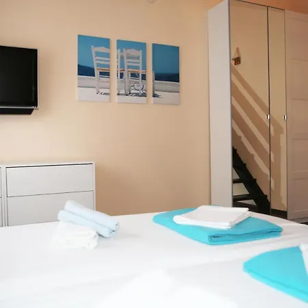 Mit Whirlpool Fuer 32 Per * Crikvenica