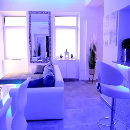 شقة Mit Whirlpool Fuer 32 Per تْسْغيكفانِتْسا