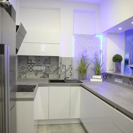 Mit Whirlpool Fuer 32 Per شقة *