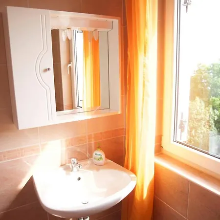 Mit Whirlpool Fuer 32 Per شقة تْسْغيكفانِتْسا