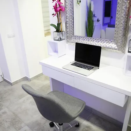 شقة Mit Whirlpool Fuer 32 Per تْسْغيكفانِتْسا