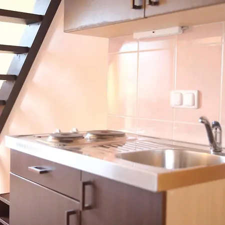 Mit Whirlpool Fuer 32 Per Apartment