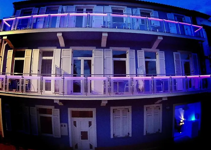 Mit Whirlpool Fuer 32 Per Crikvenica