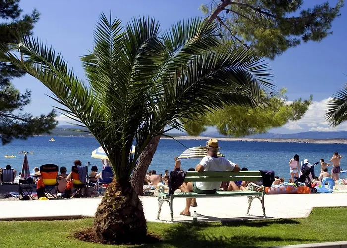 Mit Whirlpool Für 32 Per Apartment Crikvenica