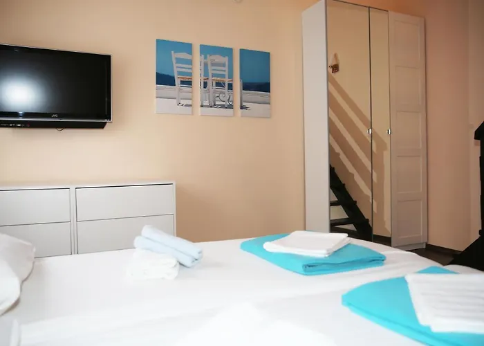 Mit Whirlpool Fuer 32 Per * Crikvenica