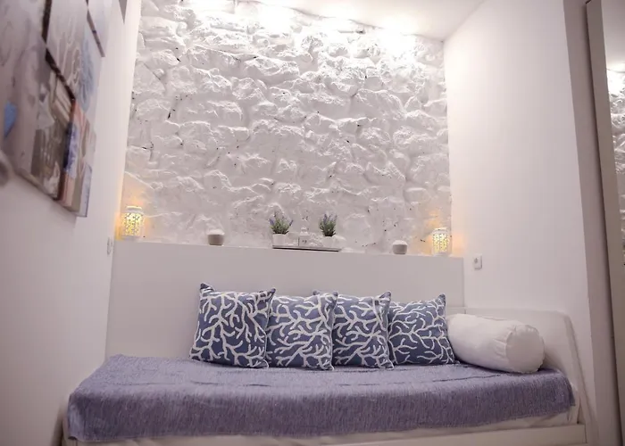 Mit Whirlpool Fuer 32 Per Apartament *