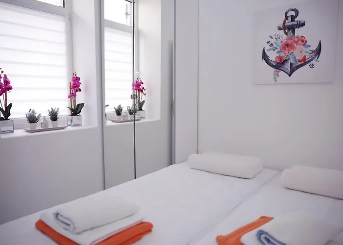 Lägenhet Mit Whirlpool Fuer 32 Per